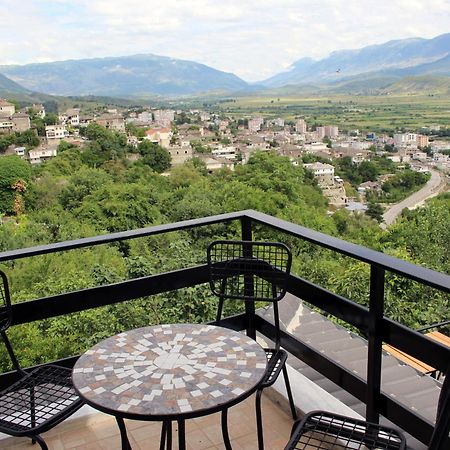 Guest House Amades Gjirokastër المظهر الخارجي الصورة