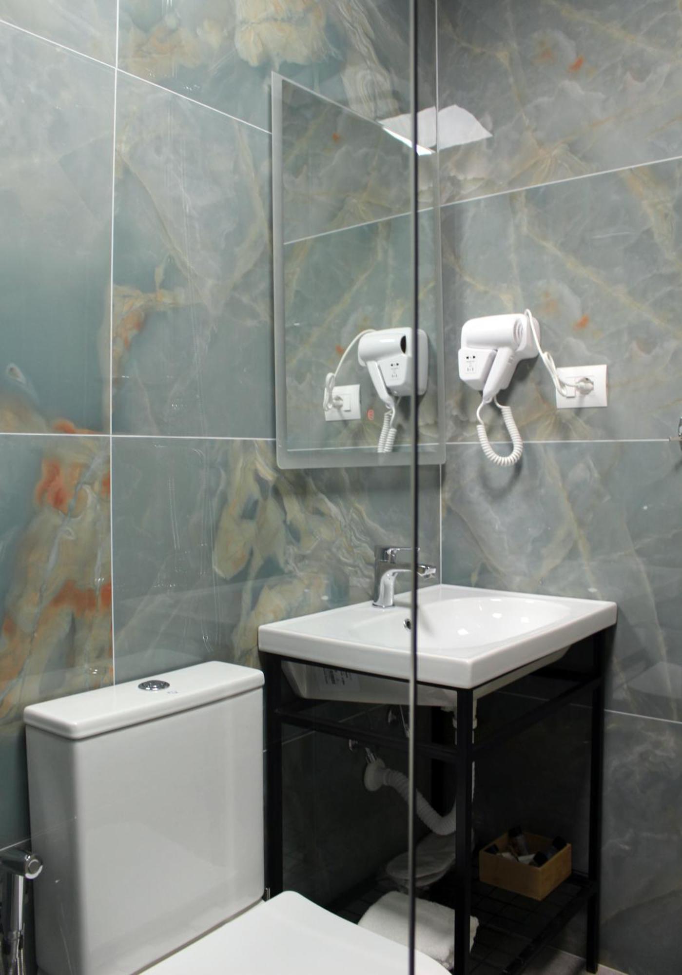 Guest House Amades Gjirokastër المظهر الخارجي الصورة
