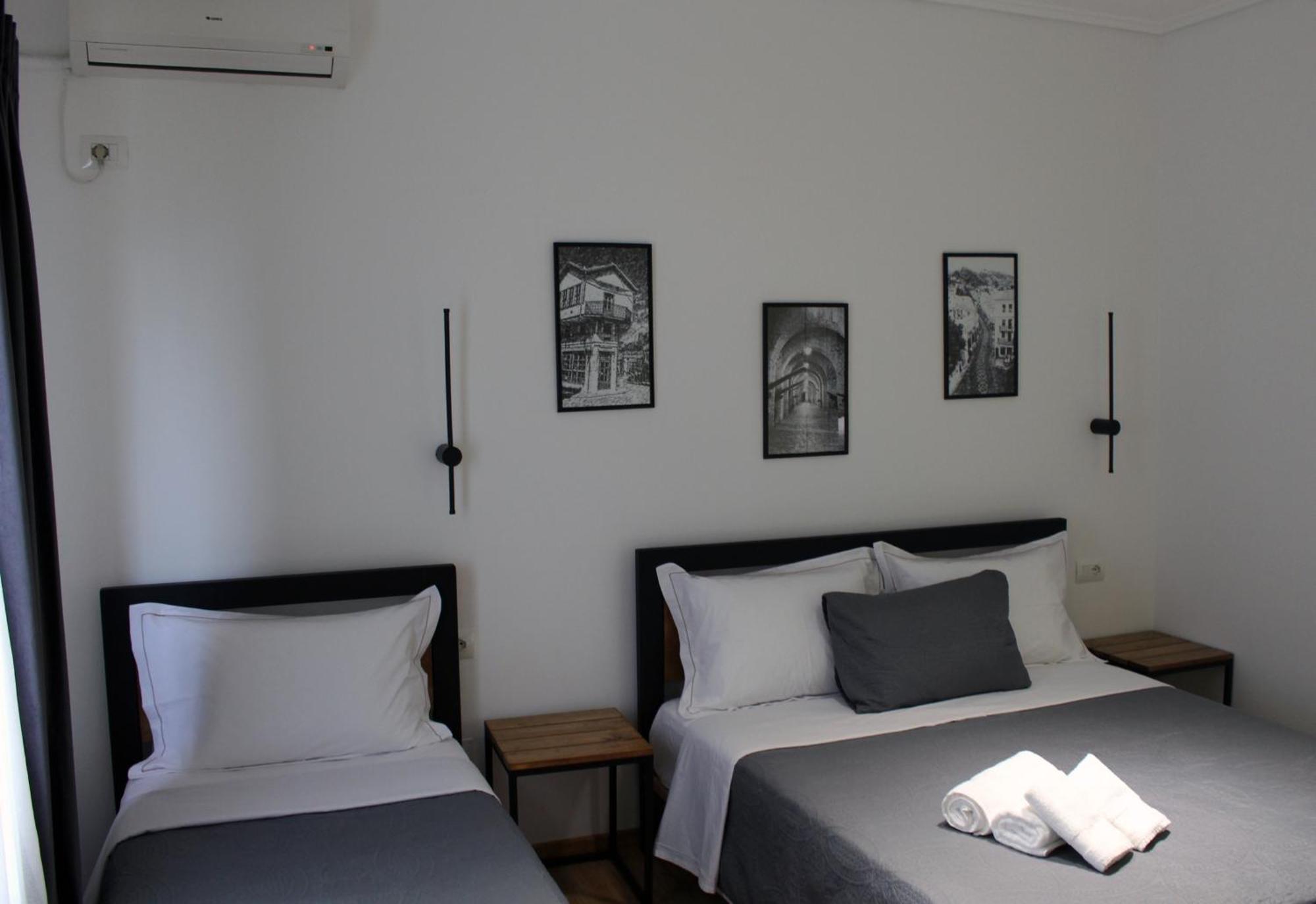 Guest House Amades Gjirokastër المظهر الخارجي الصورة