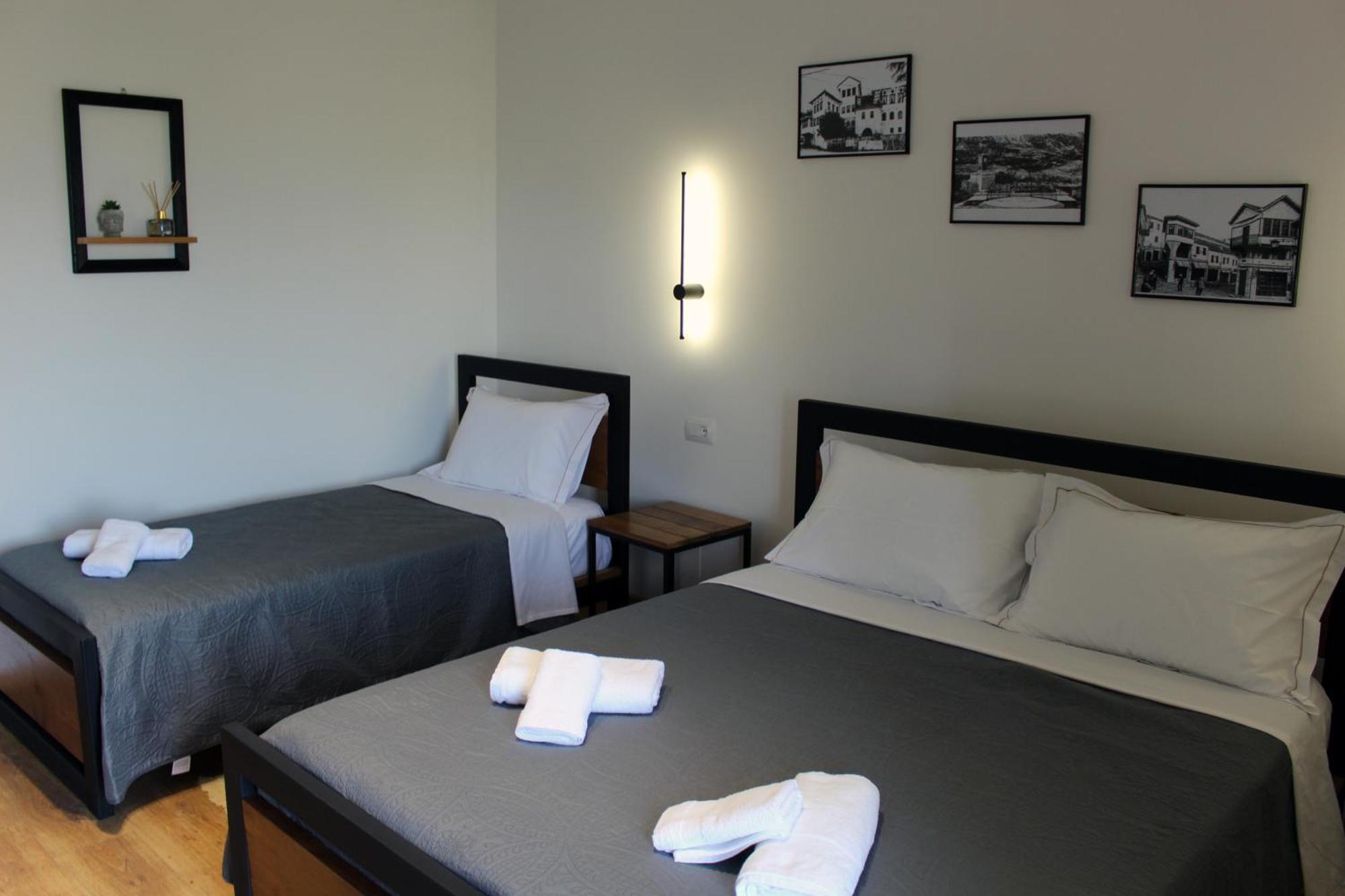 Guest House Amades Gjirokastër المظهر الخارجي الصورة