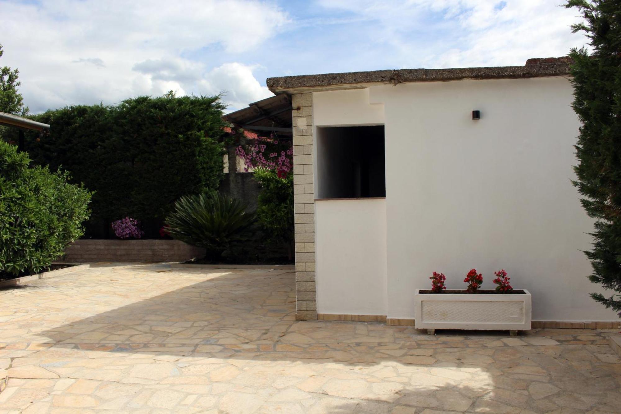 Guest House Amades Gjirokastër المظهر الخارجي الصورة